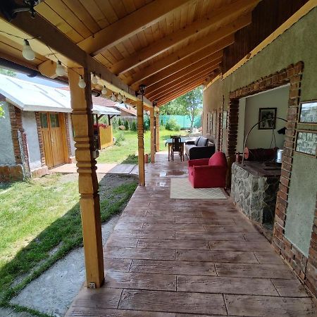 Hotel La Tataia Zahei à Dragus Extérieur photo