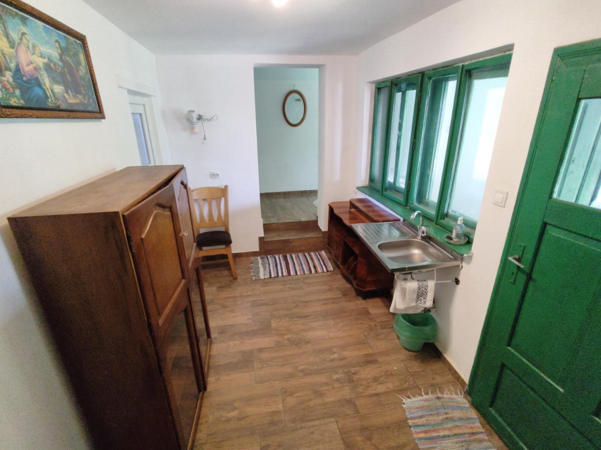 Hotel La Tataia Zahei à Dragus Extérieur photo