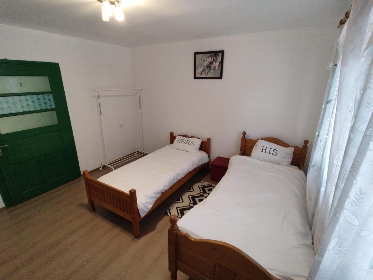 Hotel La Tataia Zahei à Dragus Extérieur photo