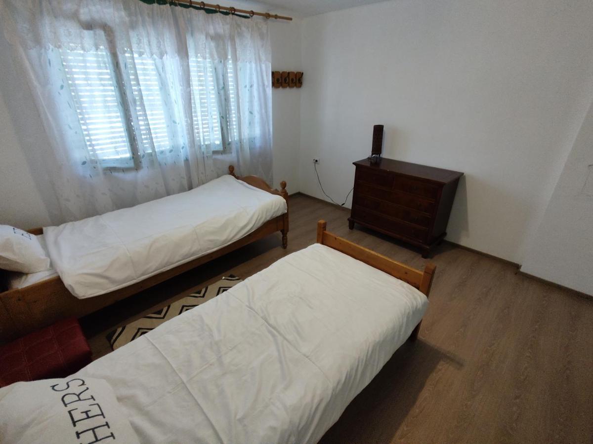 Hotel La Tataia Zahei à Dragus Extérieur photo